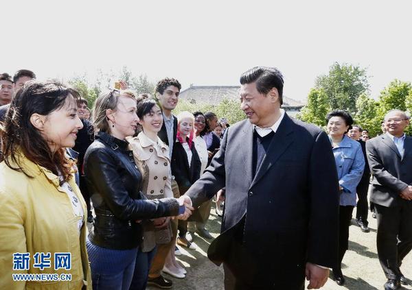 习近平在北京大学考察7