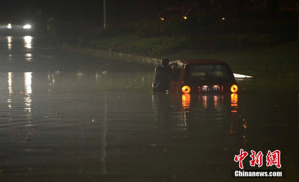 江西九江连日降雨城市严重淹水5