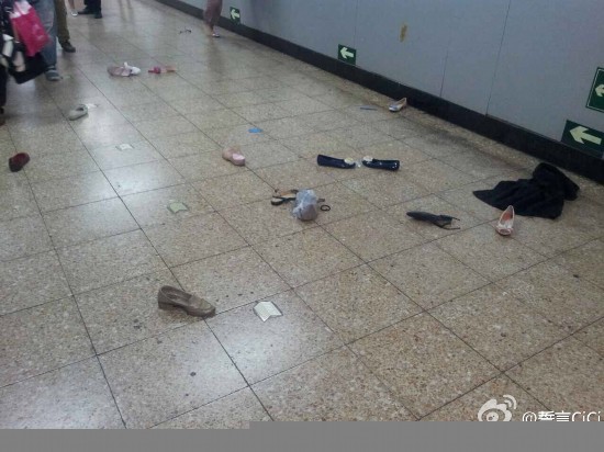 北京国贸：地铁乘客纠纷引恐慌(图)2
