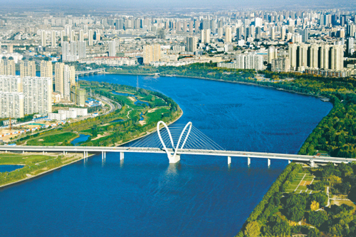 《浑河倩影》鞠秀礼
