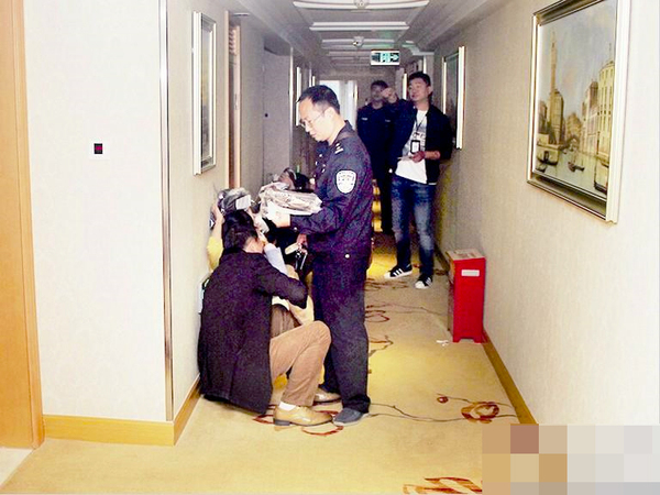 传销团伙篡改新闻联播标题诈骗三千万2