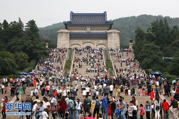 国庆7天125个热点景区接待游客2962.17万人次5