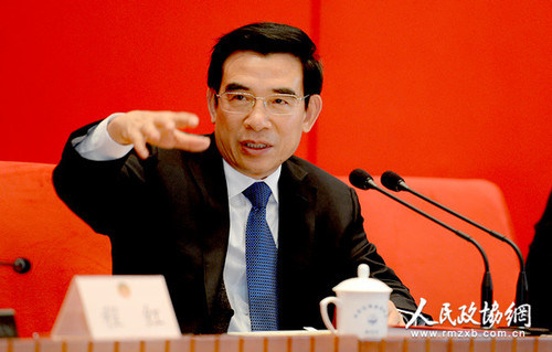 北京市市长王安顺在座谈会上就委员出的观点作答