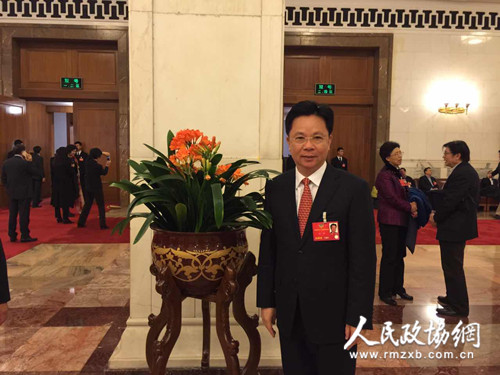 刘昕委员