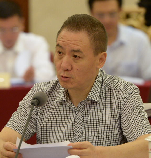 王康 齐波摄