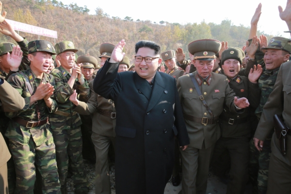 金正恩视察人民军特种作战大队1