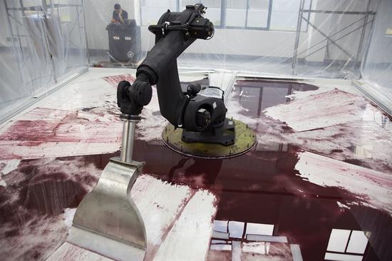 作品《难自禁》