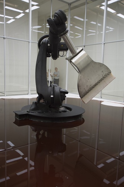 作品《难自禁》