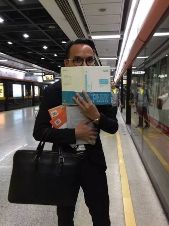丢书大作战遇尴尬