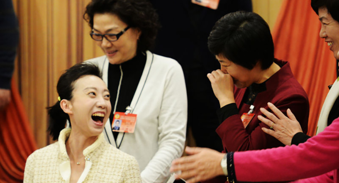“两会动静”会场内外