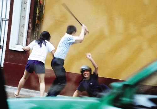 20个陌生男追一女2