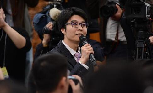 傅莹：民法总则扩大监护范围 注意到对失能老人的保护问题