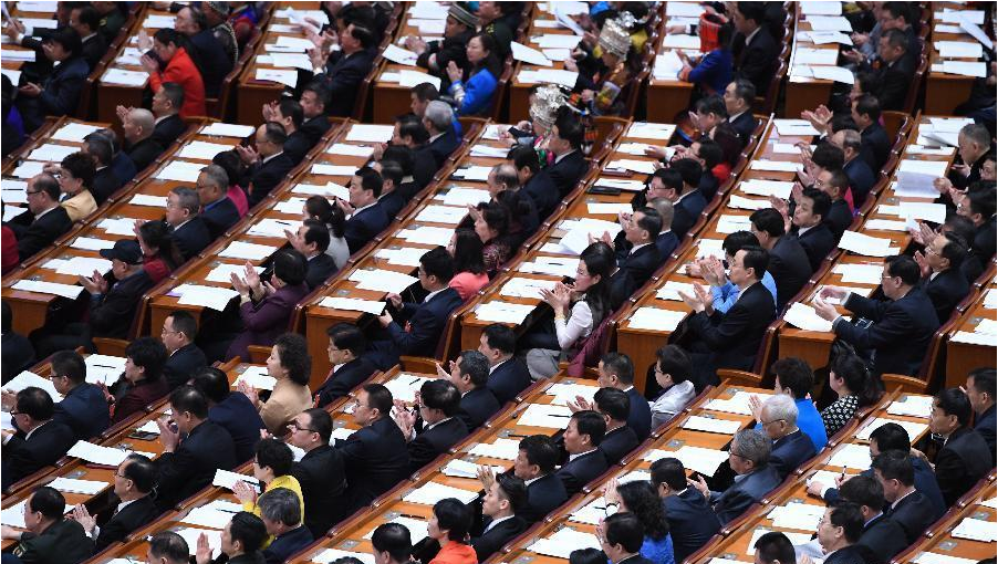 李克强：反腐败斗争形成压倒性态势