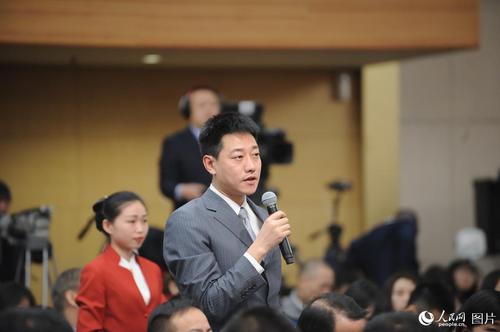 中央电视台记者提问