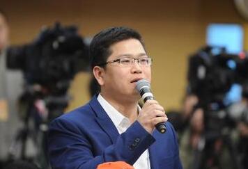 大河报记者提问“财政部如何提高扶贫资金使用效率”