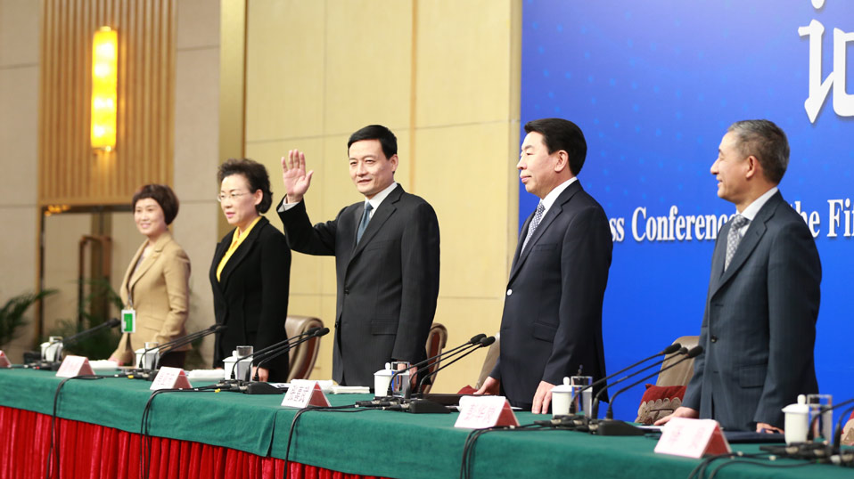 国资委主任肖亚庆等就“国企改革”答记者问