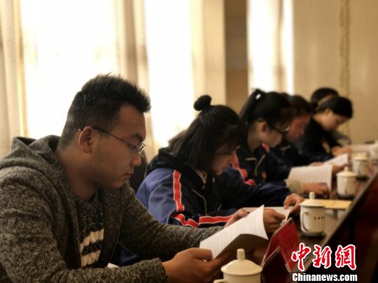 图为参加会议的代表。　孙睿 摄