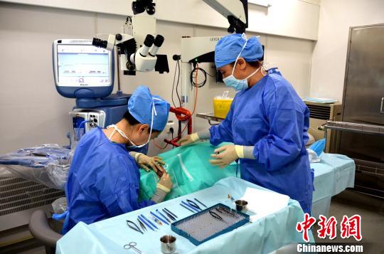 “健康快车”将第九次“开”进青海实施白内障复明术1000例