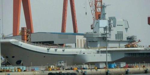 中国需利用好国产航母 让它带来对尊重和敬畏