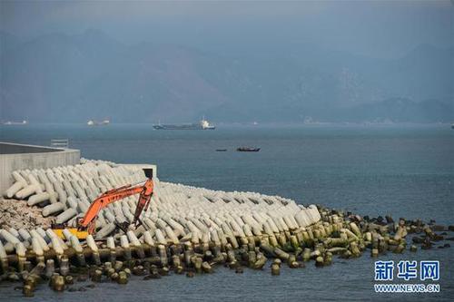 港珠澳大桥隧道即将合龙 将连接香港、珠海、澳门