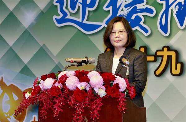蔡英文执政首年改革惨败