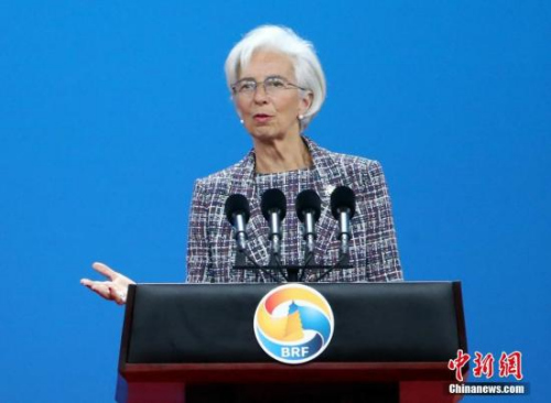 5月14日，“一带一路”国际合作高峰论坛高级别会议在北京举行，国际货币基金组织总裁拉加德致辞。<a target='_blank' href='http://www.chinanews.com/' _fcksavedurl='http://www.chinanews.com/'></table>中新社</a>记者 侯宇 摄