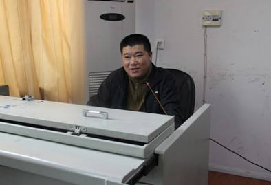 吉首市国土资源局党组书记、局长王孝强