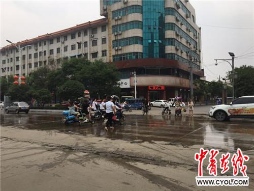 点击进入下一页