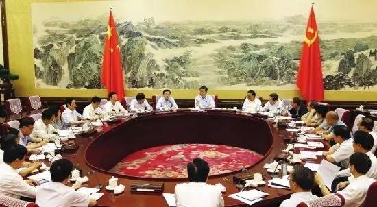 《新闻联播》首次披露:12名中央领导在新机构任职