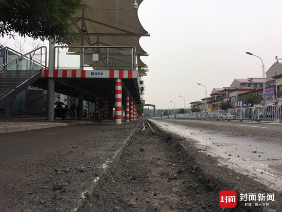 巴铁轨道已拆除1/3 当地官员证实月底前拆完