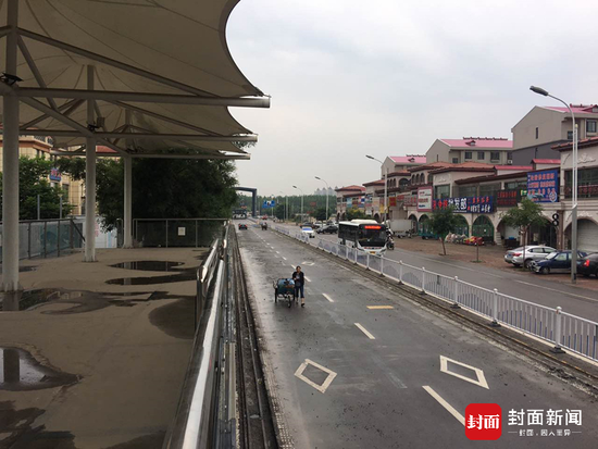 巴铁轨道已拆除1/3 当地官员证实月底前拆完
