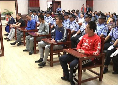 丽江女游客遭殴案开庭:上午主要进行法庭调查
