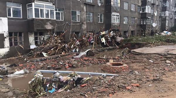 18345586688272590229