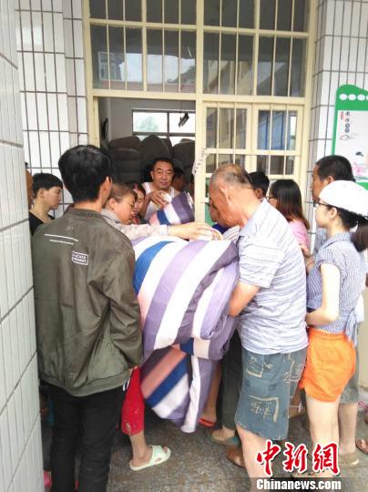 洪灾过后子洲出现物资短缺官方严禁哄抬物价