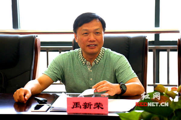 湖南省文化厅党组书记、厅长禹新荣就援疆工作队提出的请求和建议，进行一一答复。