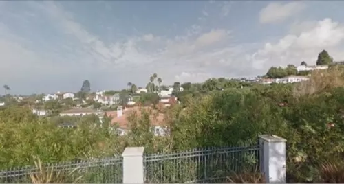 贾跃亭已筹到3370万美金 在美国到底有多少套房？