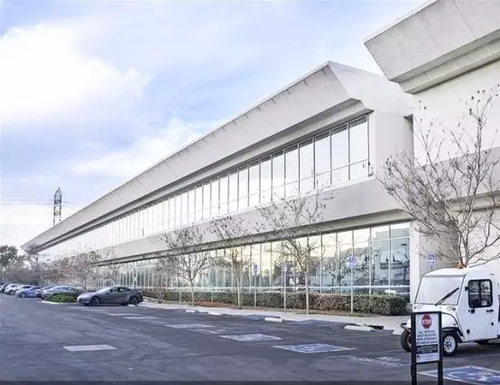 贾跃亭已筹到3370万美金 在美国到底有多少套房？