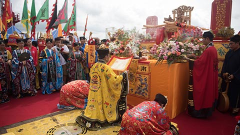 渔民巡游祭海