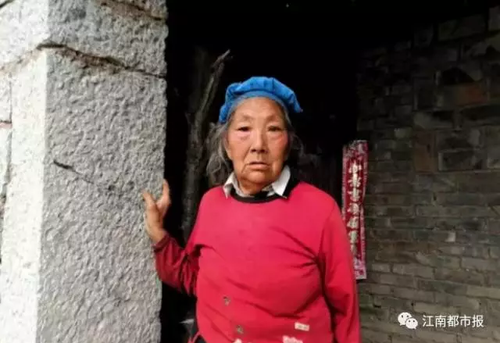 15岁贫困女孩离家2月 疑在南昌陷入传销至今未归