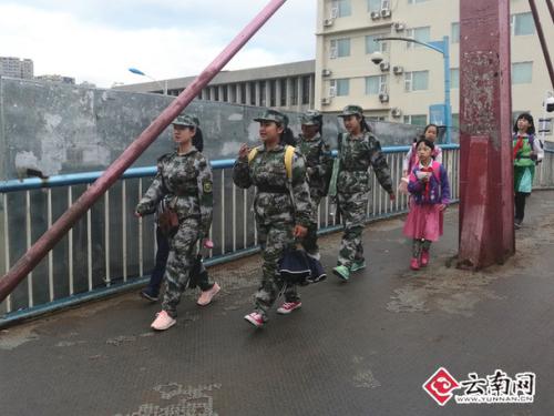 点击进入下一页