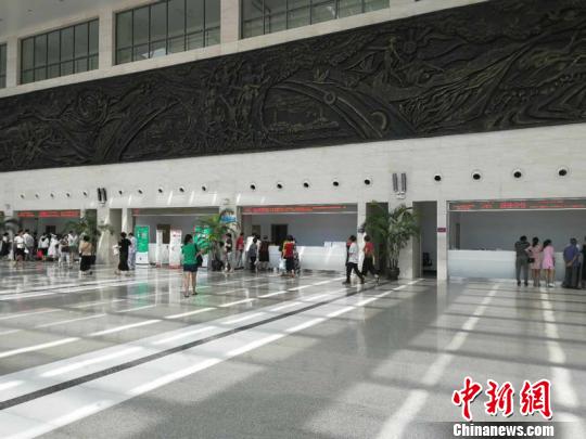 探访浙江医院医疗服务行“智慧医改”尽显温情