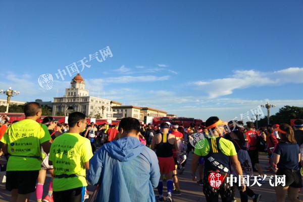 天气助力北马开跑 今天最高气温29℃大气扩散条件好 