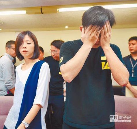 台湾政治人物满意度调查:蔡英文获倒三