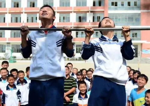 杭州一中学校运会纪录40年没破 百米纪录保持10来年