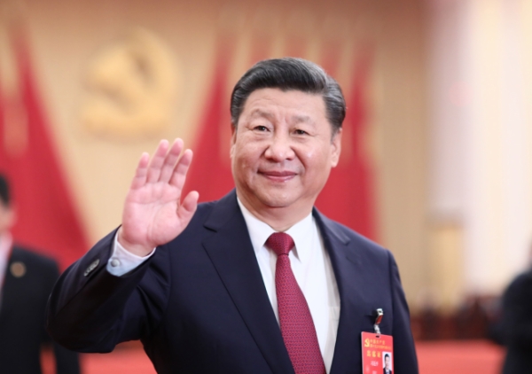 10月25日下午，中共中央总书记、国家主席、中央军委主席习近平等领导同志在北京人民大会堂亲切会见出席党的十九大代表、特邀代表和列席人员。2