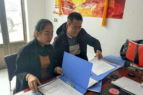 扶贫女干部闪婚贫困户要43天脱贫?本人回应:是2年