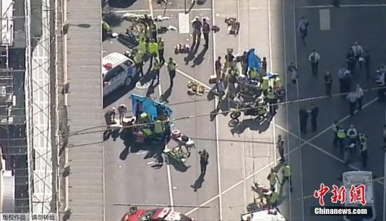 发言人表示，事件导致14人受伤，有人伤情非常严重。图为救援现场。