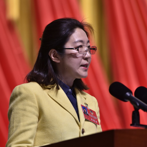 曹  丽