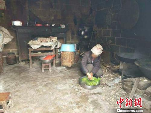 图为周定双家。　钟欣 摄