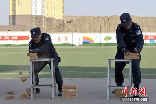 2d33cf253eec4d58bcb05cca8fa01170 2d33cf253eec4d58bcb05cca8fa01170